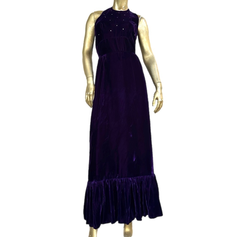 VTG Nadine purple velvet rhinestone studded halter maxi evening dress 32” bust